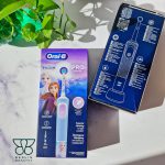 مسواک برقی کودک اورال بی مدل Pro Kids طرح فروزن (Oral-B)